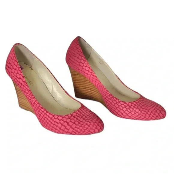 MAX STUDIO | Mecca Fuchsia Lizard Embossed Leather Wedge Pumps Size 8.5M - Picture 4 of 8